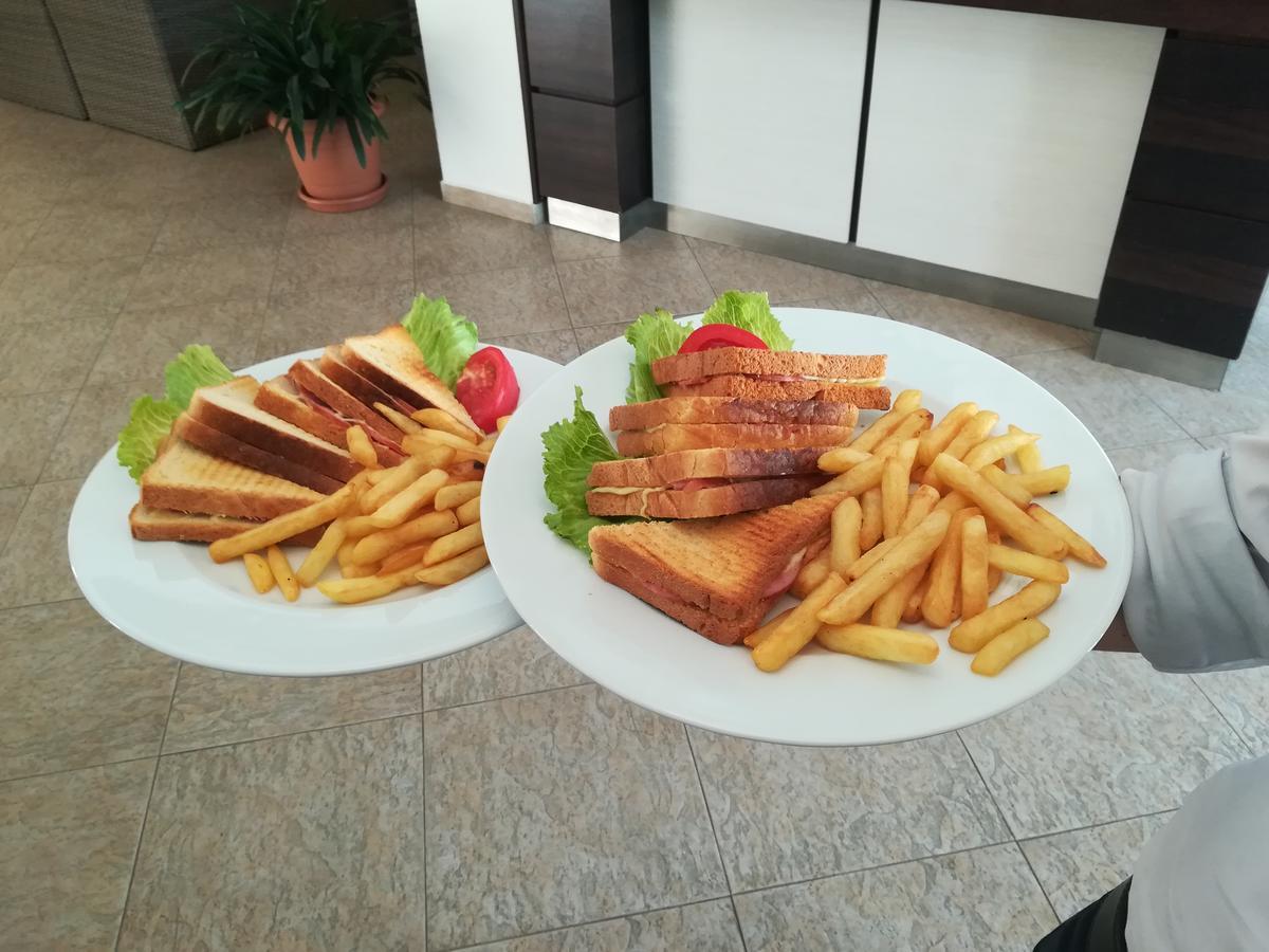 Glicinia Hotel Altın Kumlar Dış mekan fotoğraf