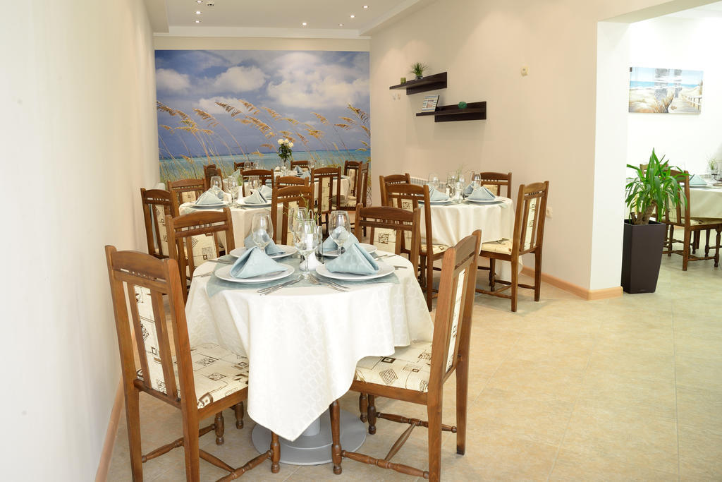 Glicinia Hotel Altın Kumlar Dış mekan fotoğraf